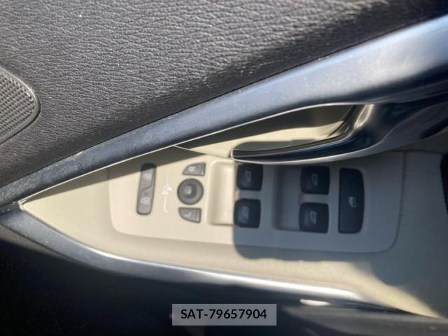 Volvo CROSS COUNTRY 2013-10 8882840-28