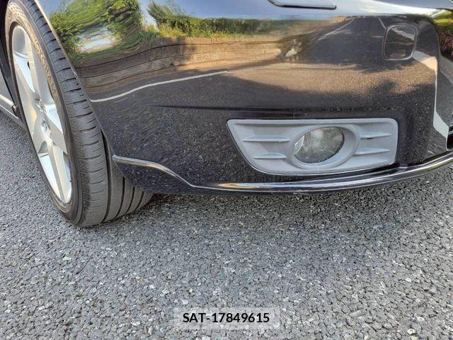 Volvo V50 2012-08 6915029-8