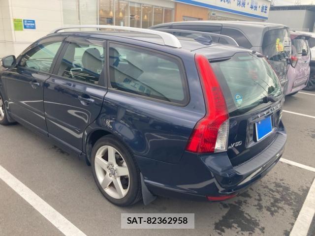 Volvo V50 2012-02 7394150-8