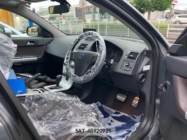 Volvo V50 2011-08 7790271-10