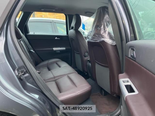 Volvo V50 2011-08 7790271-14