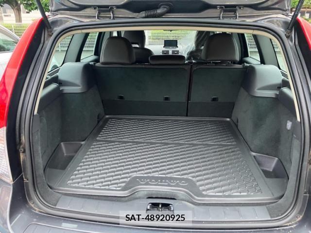 Volvo V50 2011-08 7790271-18