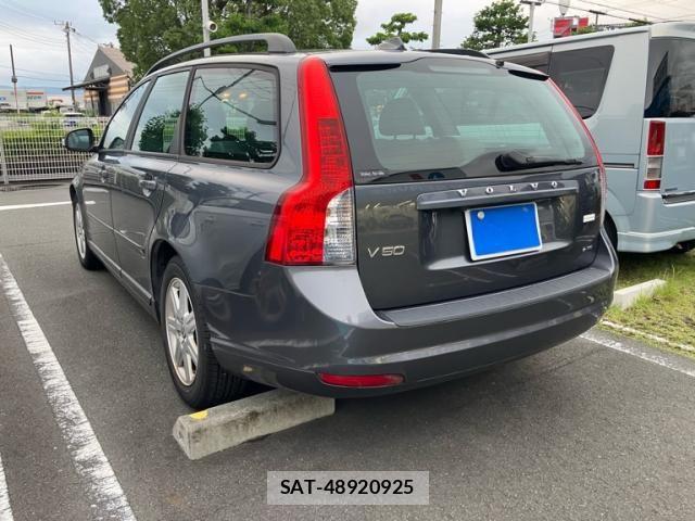Volvo V50 2011-08 7790271-1