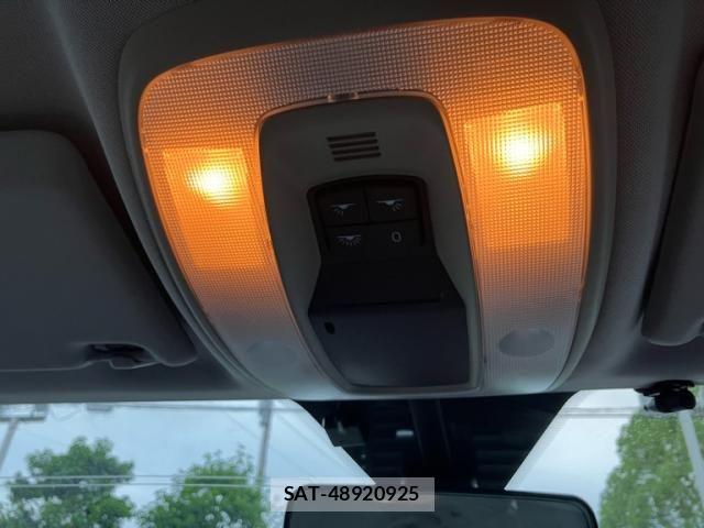 Volvo V50 2011-08 7790271-19