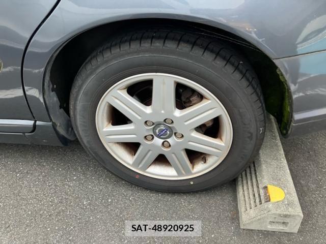 Volvo V50 2011-08 7790271-8