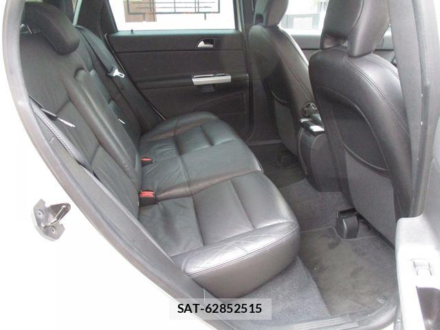 Volvo V50 2011-09 7981469-15