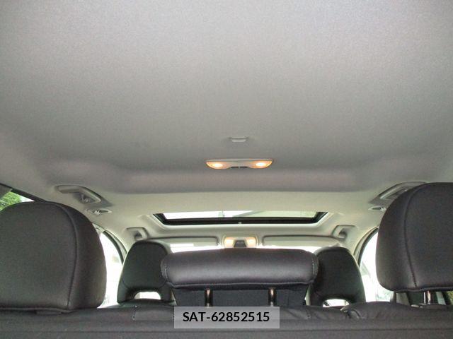 Volvo V50 2011-09 7981469-18