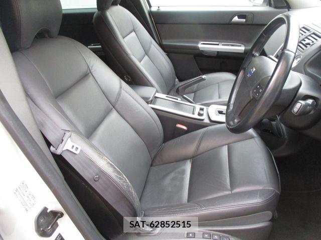 Volvo V50 2011-09 7981469-6
