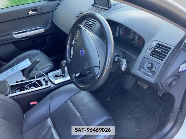 Volvo V50 2012-03 7981472-14