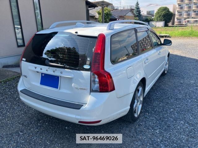 Volvo V50 2012-03 7981472-2