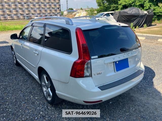 Volvo V50 2012-03 7981472-3