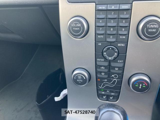 Volvo V50 2009-09 8076063-16