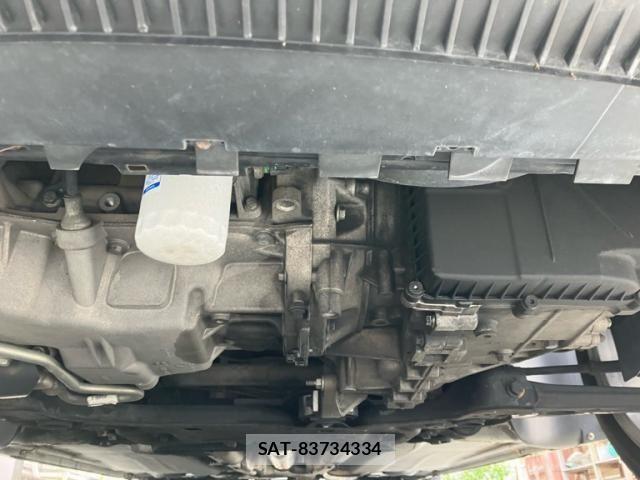 Volvo V50 2011-09 8102540-2