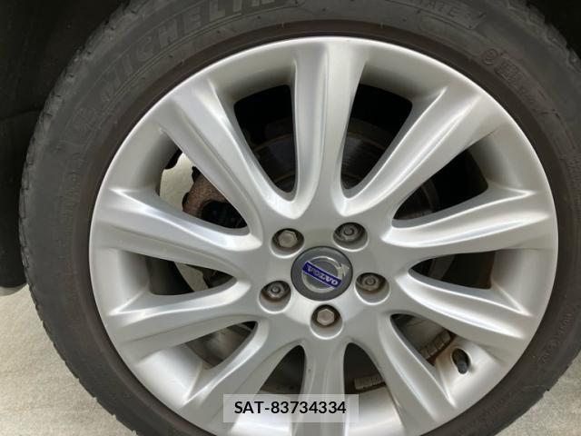 Volvo V50 2011-09 8102540-4