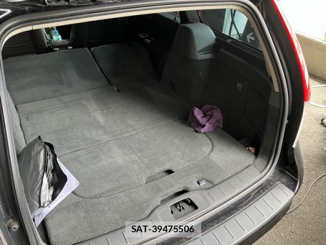 Volvo V50 2011-09 8247086-11
