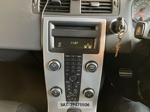 Volvo V50 2011-09 8247086-20