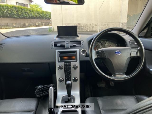 Volvo V50 2010-10 8369627-9