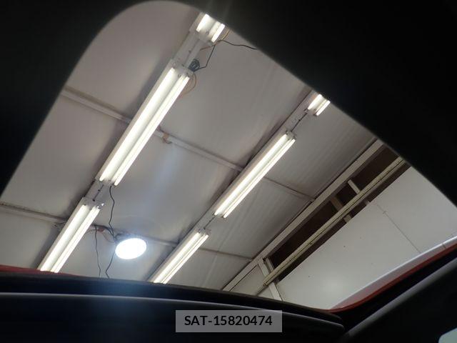 Volvo V50 2011-08 8528083-18