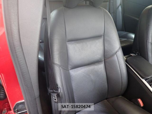Volvo V50 2011-08 8528083-20