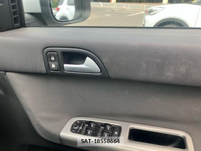 Volvo V50 2009-11 8528082-14