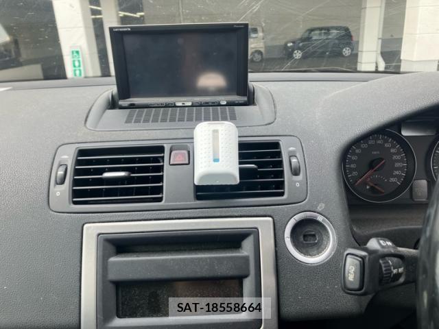 Volvo V50 2009-11 8528082-16