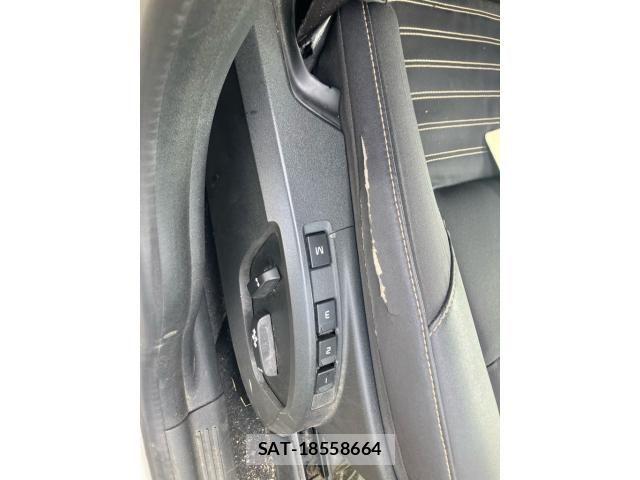 Volvo V50 2009-11 8528082-19