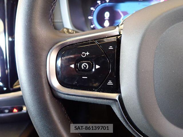 Volvo V60 2023-04 526555-16