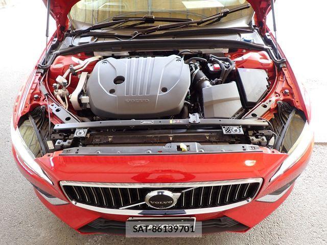 Volvo V60 2023-04 526555-22