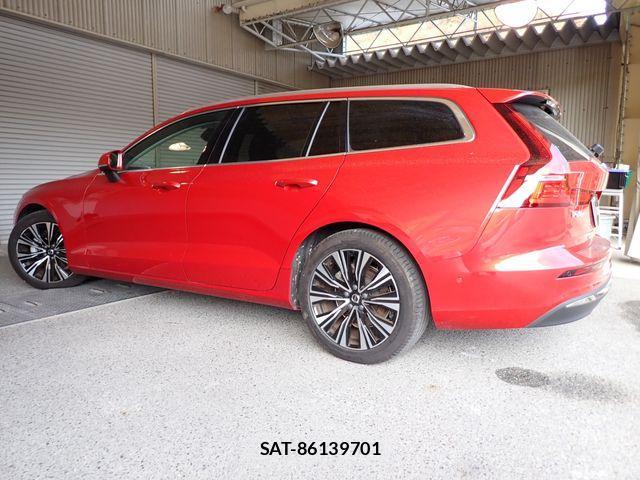 Volvo V60 2023-04 526555-2