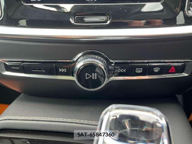 Volvo V60 2022-08 1094412-13