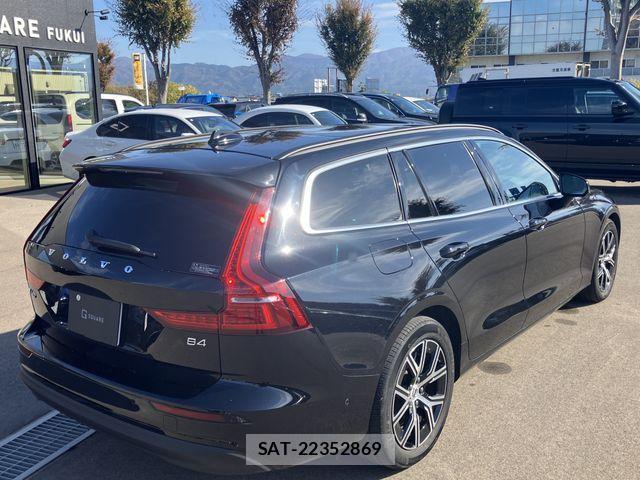 Volvo V60 2024-07 1490288-4