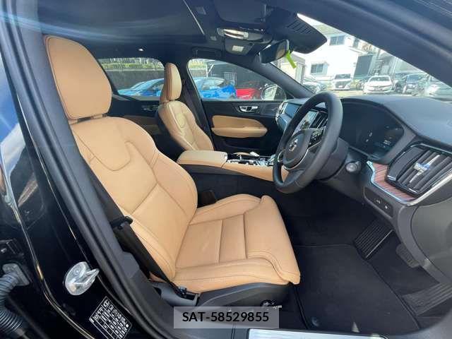 Volvo V60 2024-12 1695446-1
