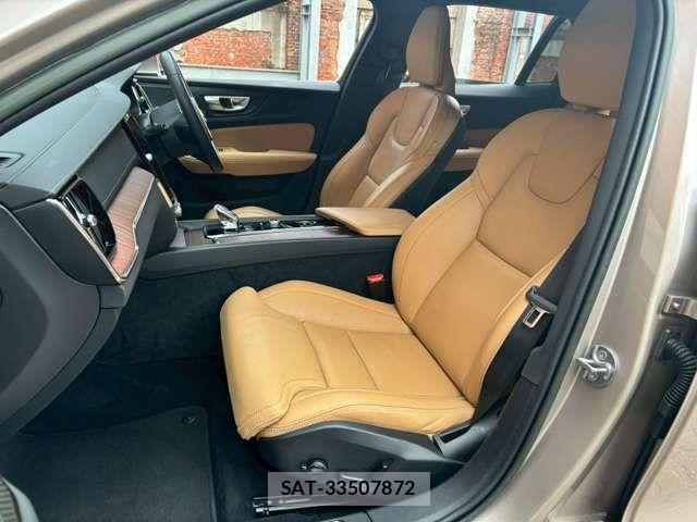 Volvo V60 2023-04 2010837-16