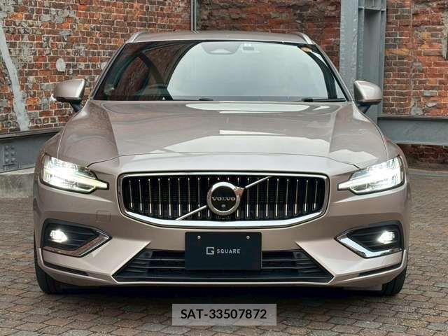 Volvo V60 2023-04 2010837-3
