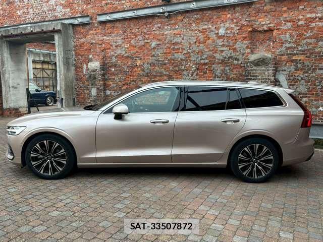Volvo V60 2023-04 2010837-4