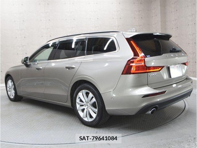 Volvo V60 2021-09 2680121-10