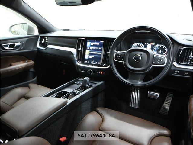 Volvo V60 2021-09 2680121-15