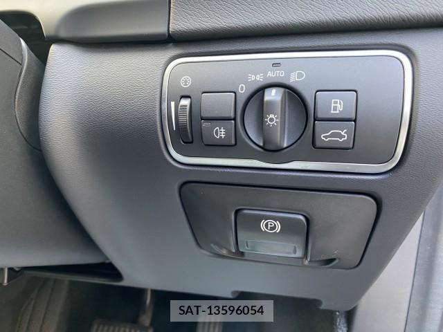 Volvo V60 2016-03 3017243-15