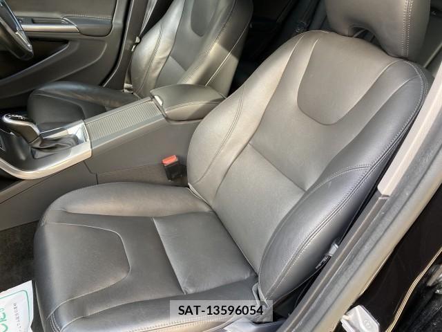Volvo V60 2016-03 3017243-17