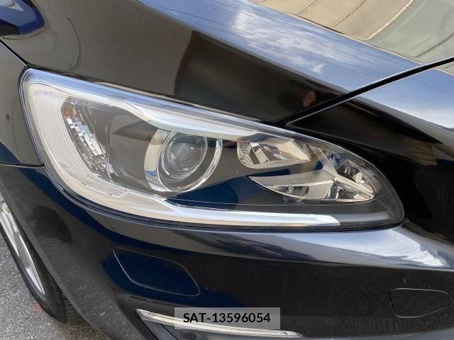 Volvo V60 2016-03 3017243-3