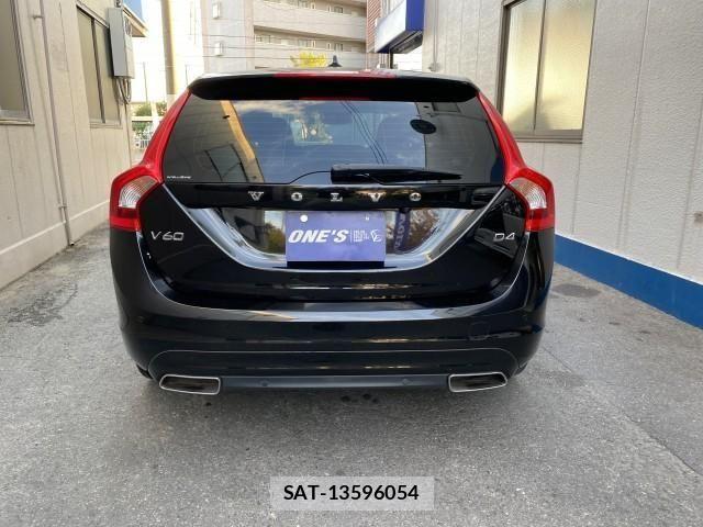 Volvo V60 2016-03 3017243-7