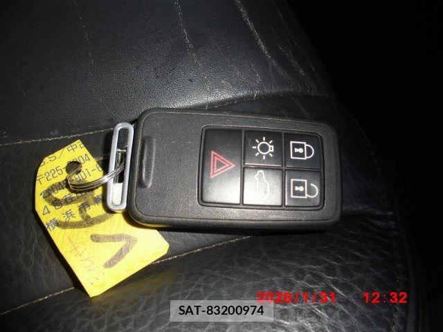 Volvo V60 2012-09 3390539-19