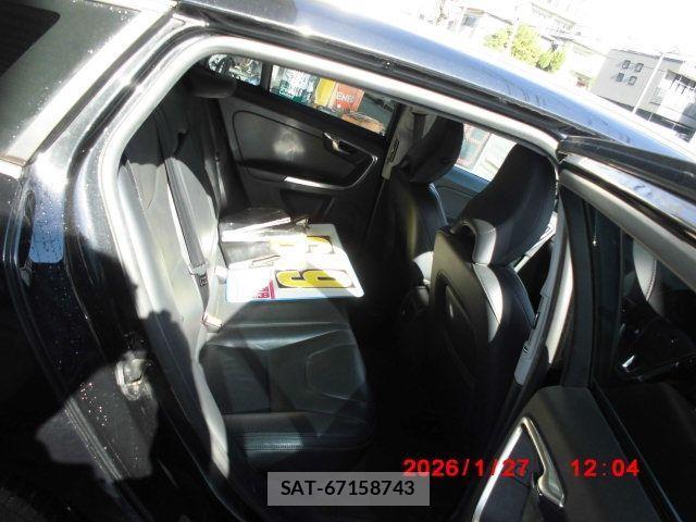 Volvo V60 2012-12 3390541-6