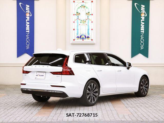 Volvo V60 2025-01 3390518-1