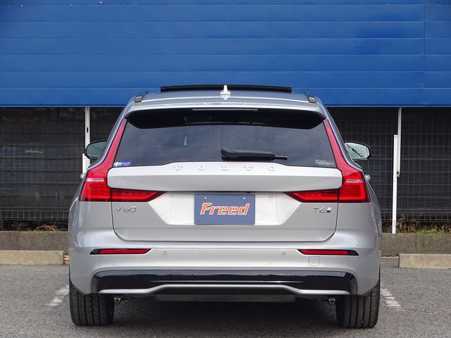 Volvo V60 2025-06 3686980-12
