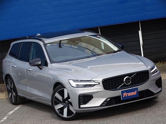 Volvo V60 2025-06 3686980-5