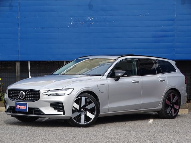 Volvo V60 2025-06 3686980-6