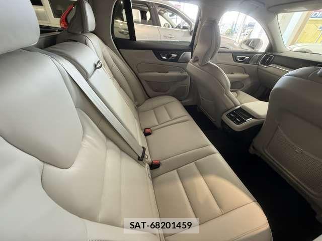 Volvo V60 2025-06 4051249-9