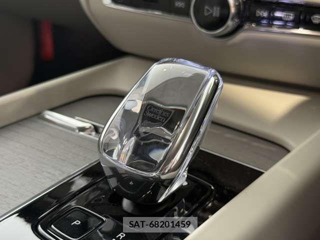 Volvo V60 2025-06 4051249-12
