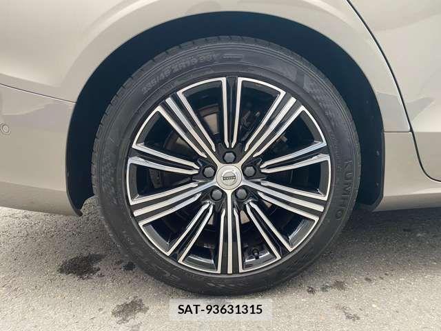 Volvo V60 2018-11 4051260-11